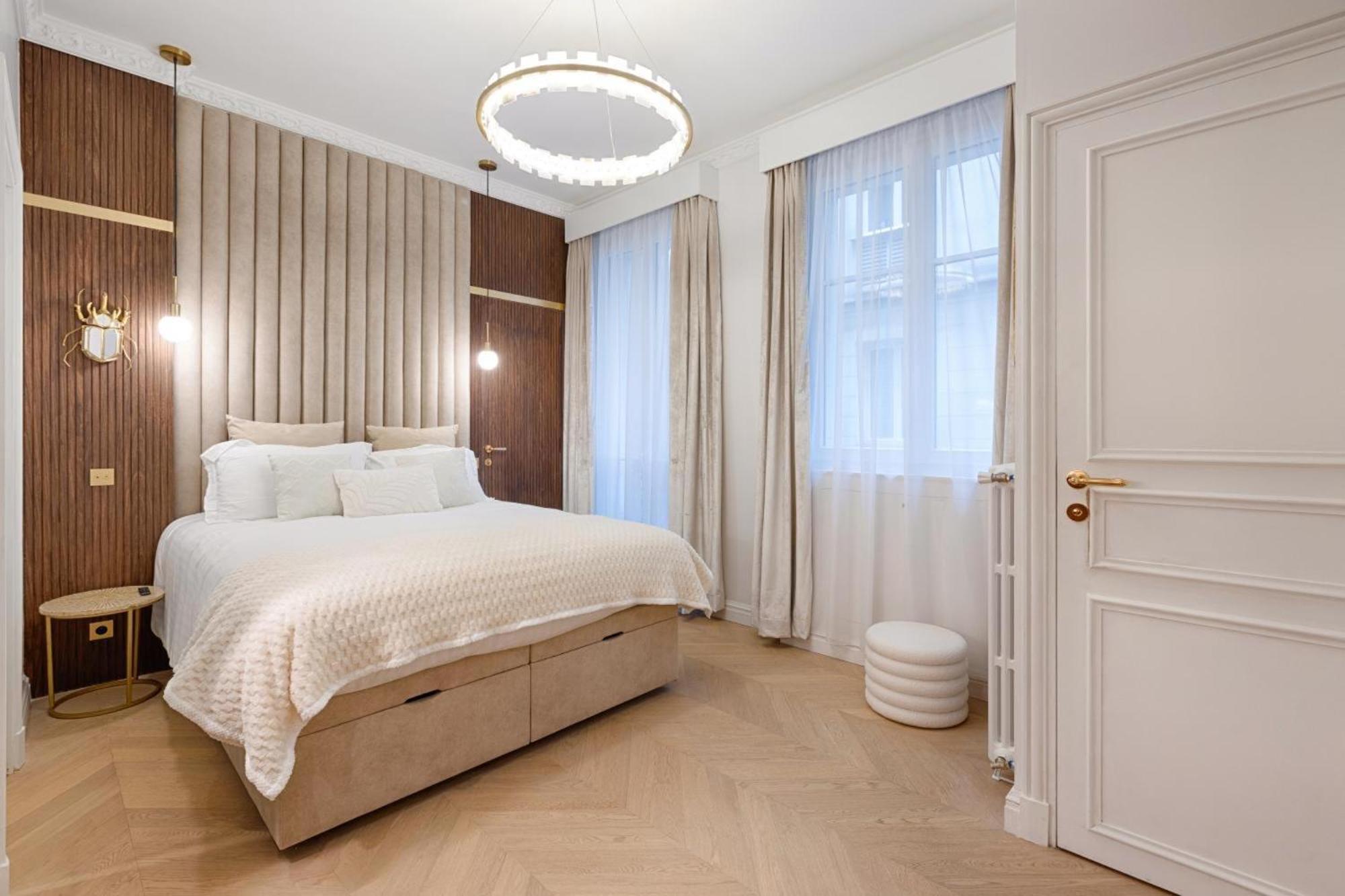 Appartement Avenue Des Champs-elysees, D'exception Paris